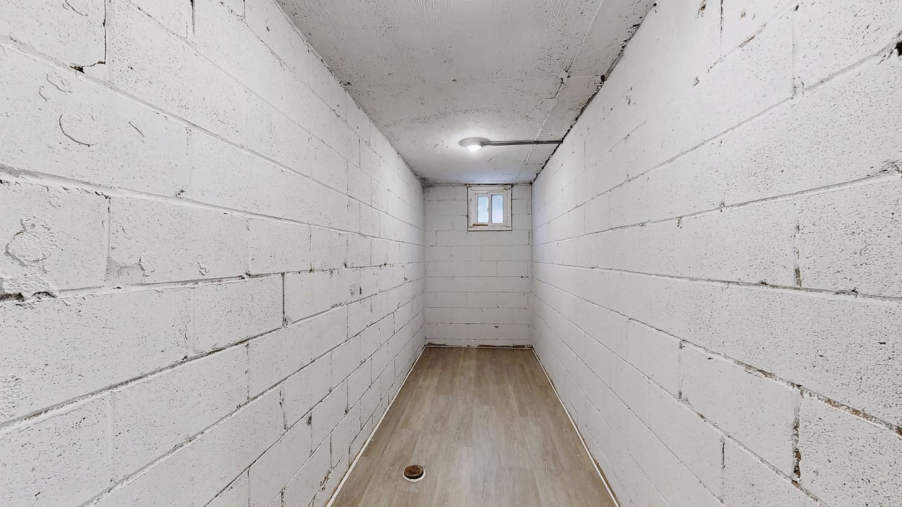 36 Jayfield Rd - Basement Unit