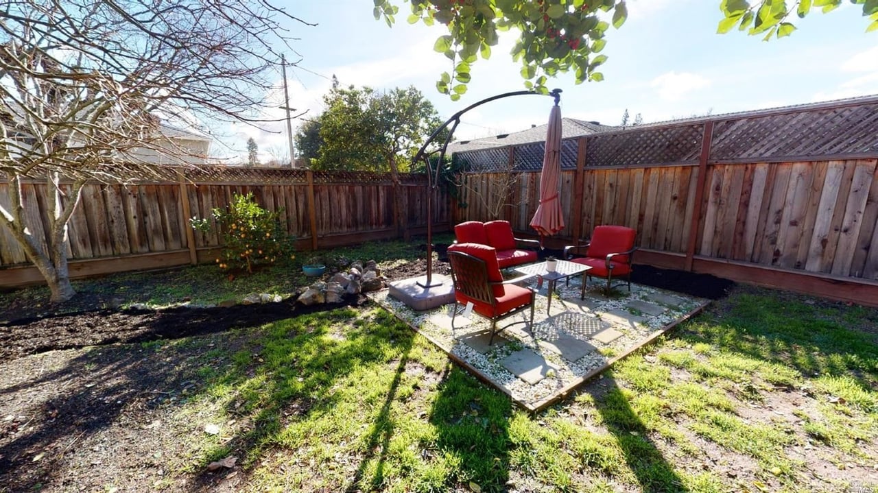 719 Yulupa Ave
