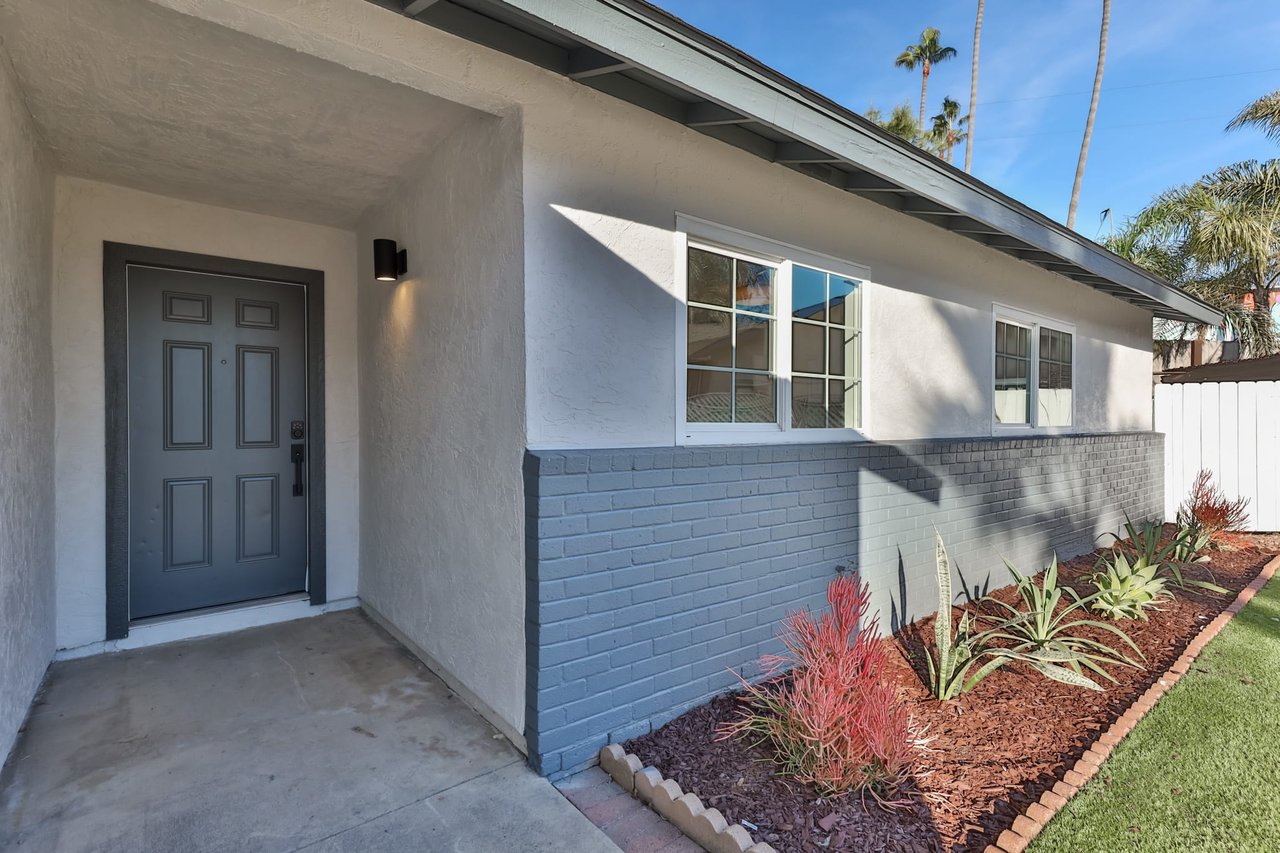 818 Eden Place