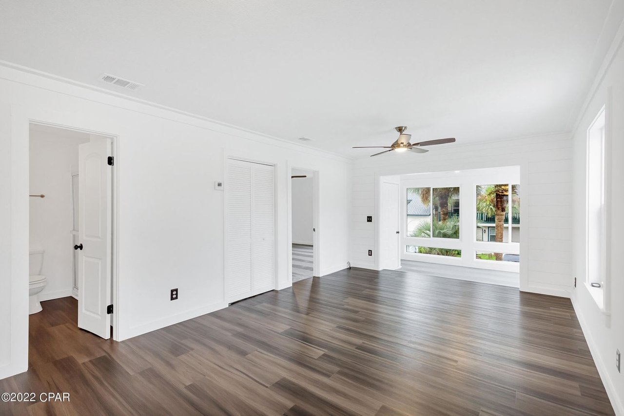 7813 N LAGOON Drive Unit 7C