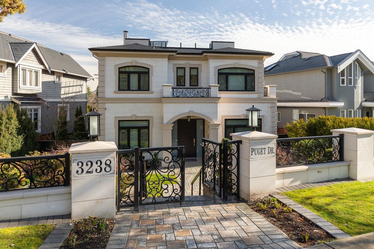 3238 Puget Dr
