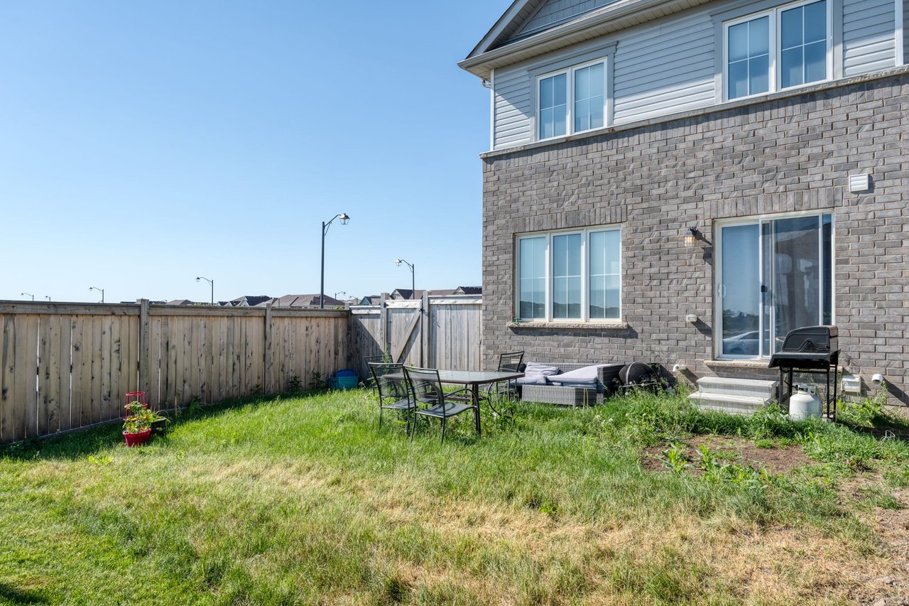 144 Maclachlan Ave