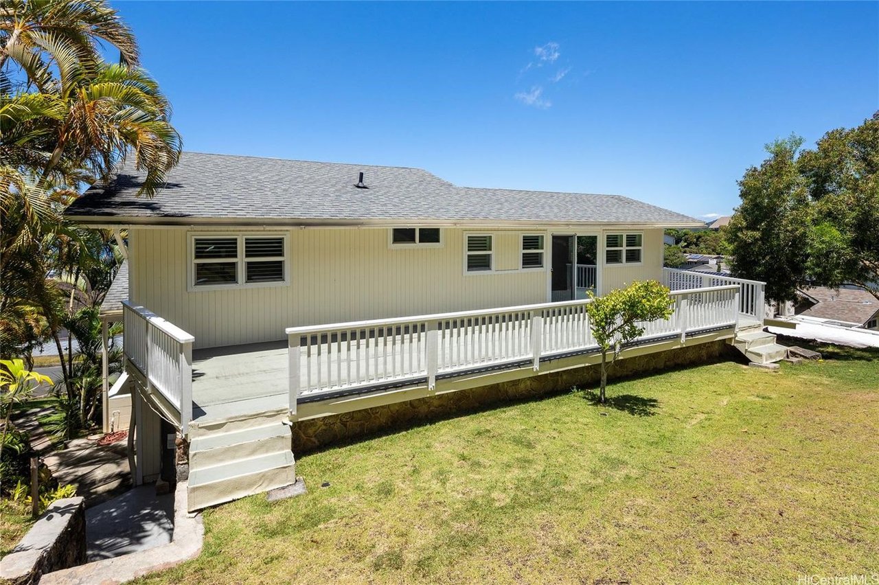 2522 Halekoa Drive