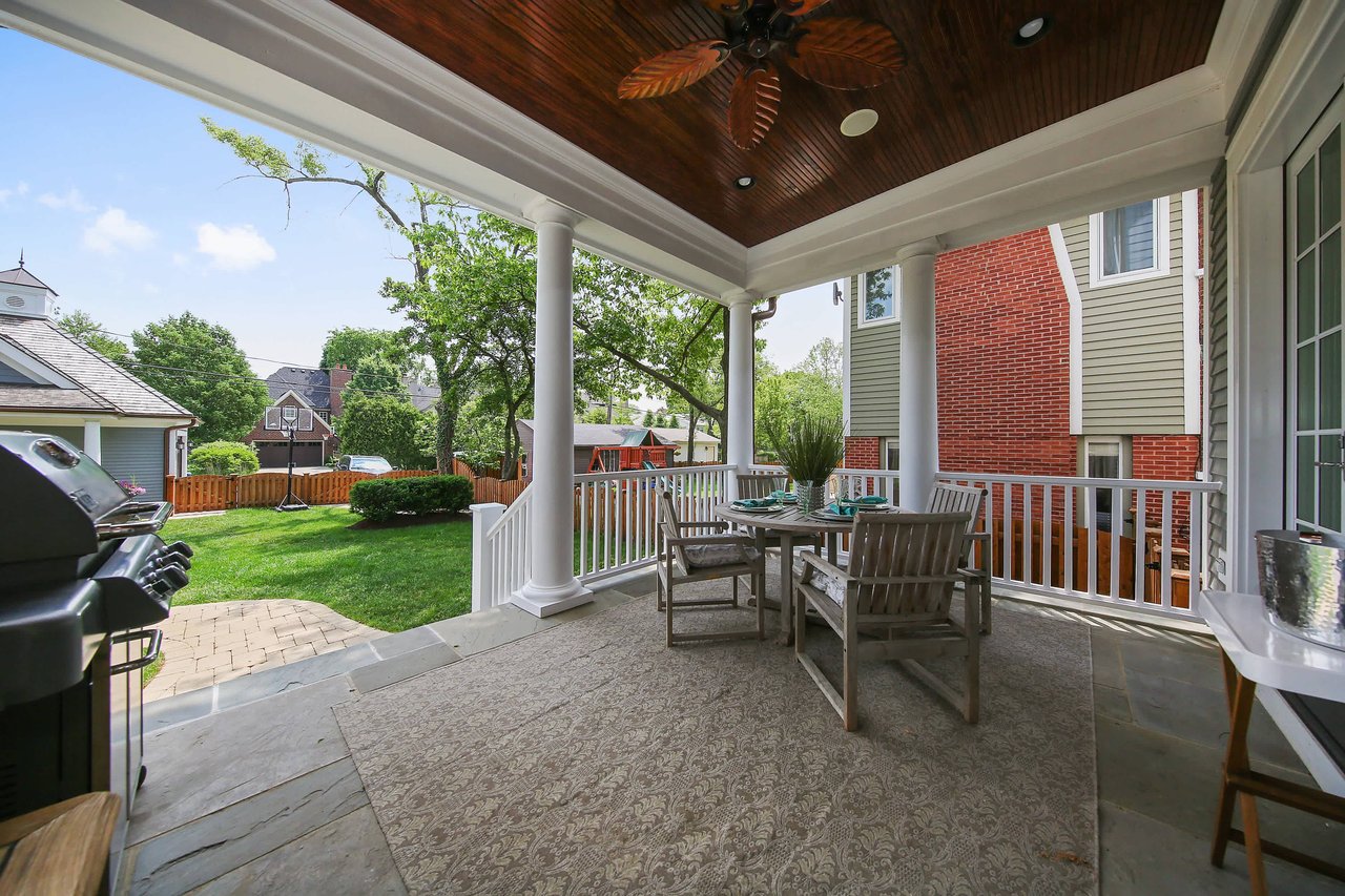 Evokes High Style & A Sensational Design