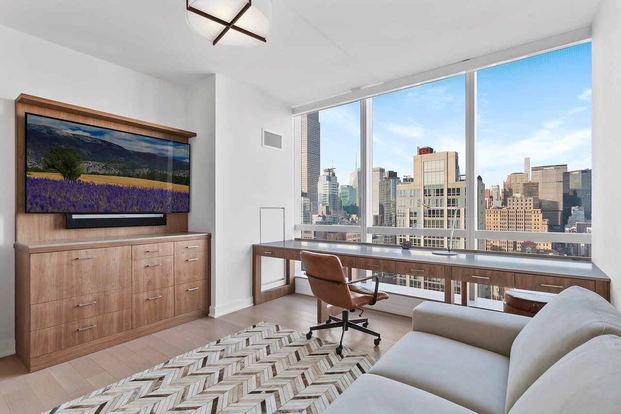 400 Park Ave S APT 31C