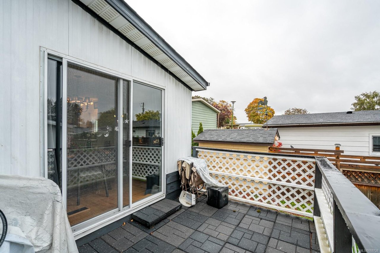 51-1498 Admirals Rd, View Royal