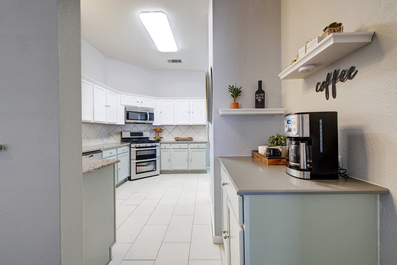 2415 Candle Ridge Trl, Georgetown, Texas 78626