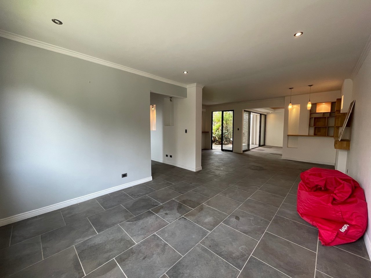 Modern Colonial Townhouse, Ciudad Colon, San Jose