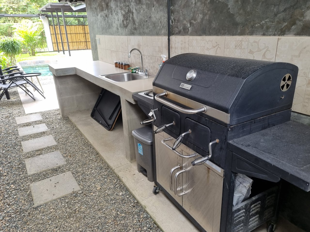Contemporary Walk to Beach Home, Uvita, Puntarenas