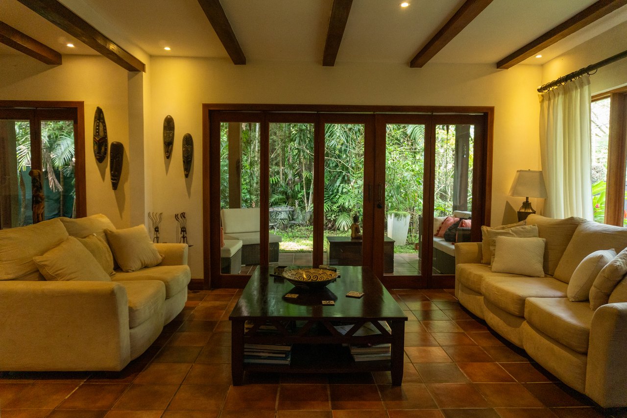 Mountain Estate With Guest Studio, Santa Ana, San Jose
