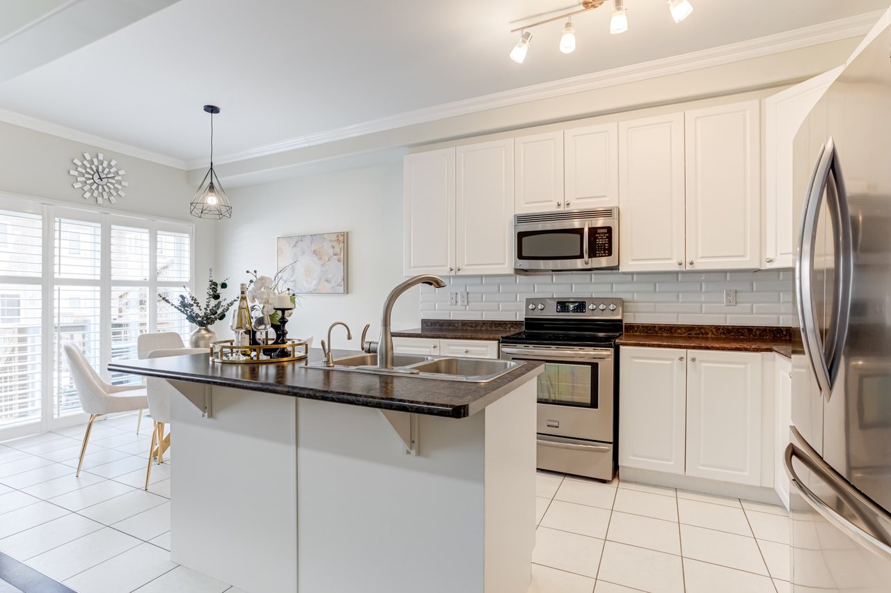 26 Black Locust Dr