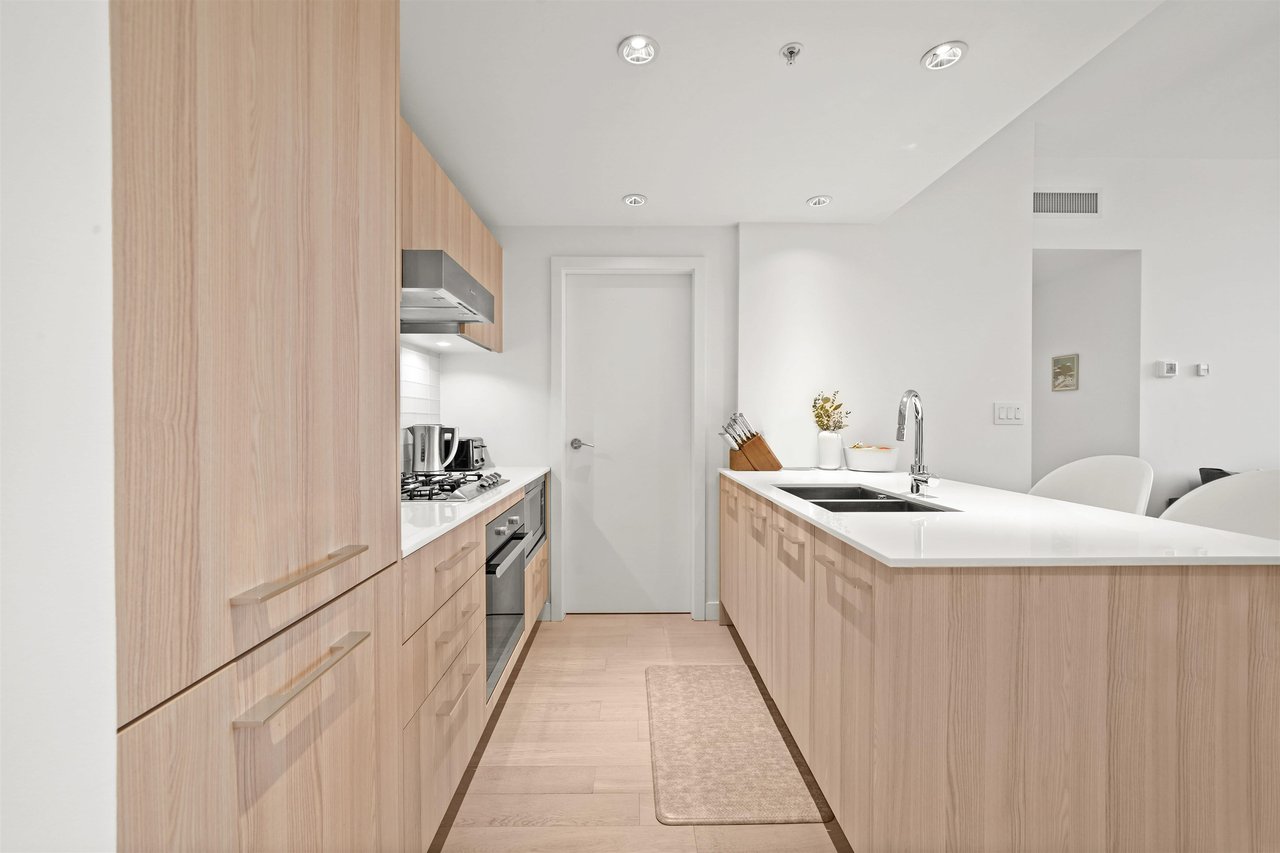PH1-2221 E 30th Avenue, Vancouver