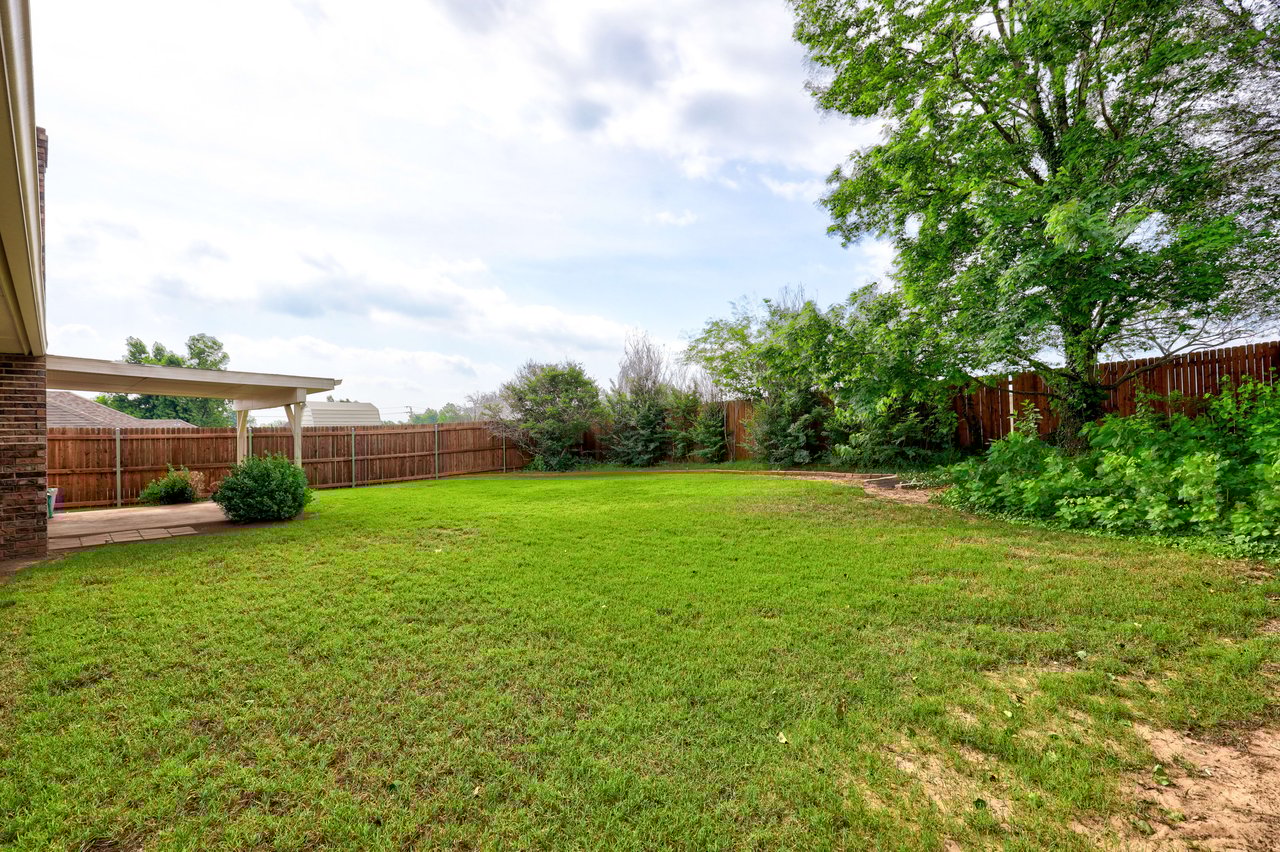 1205 Windsor Place