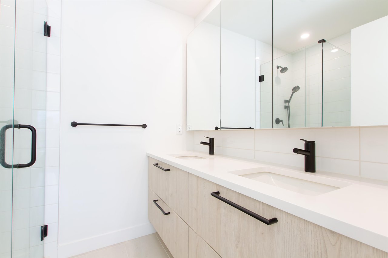 37985 Helm Way, Squamish