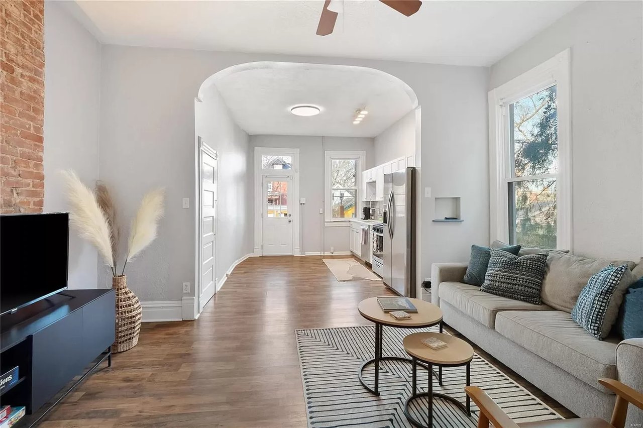 4243 Botanical Ave