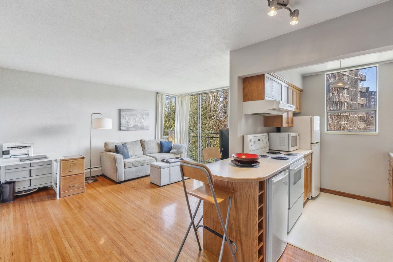 403-1250 Burnaby St