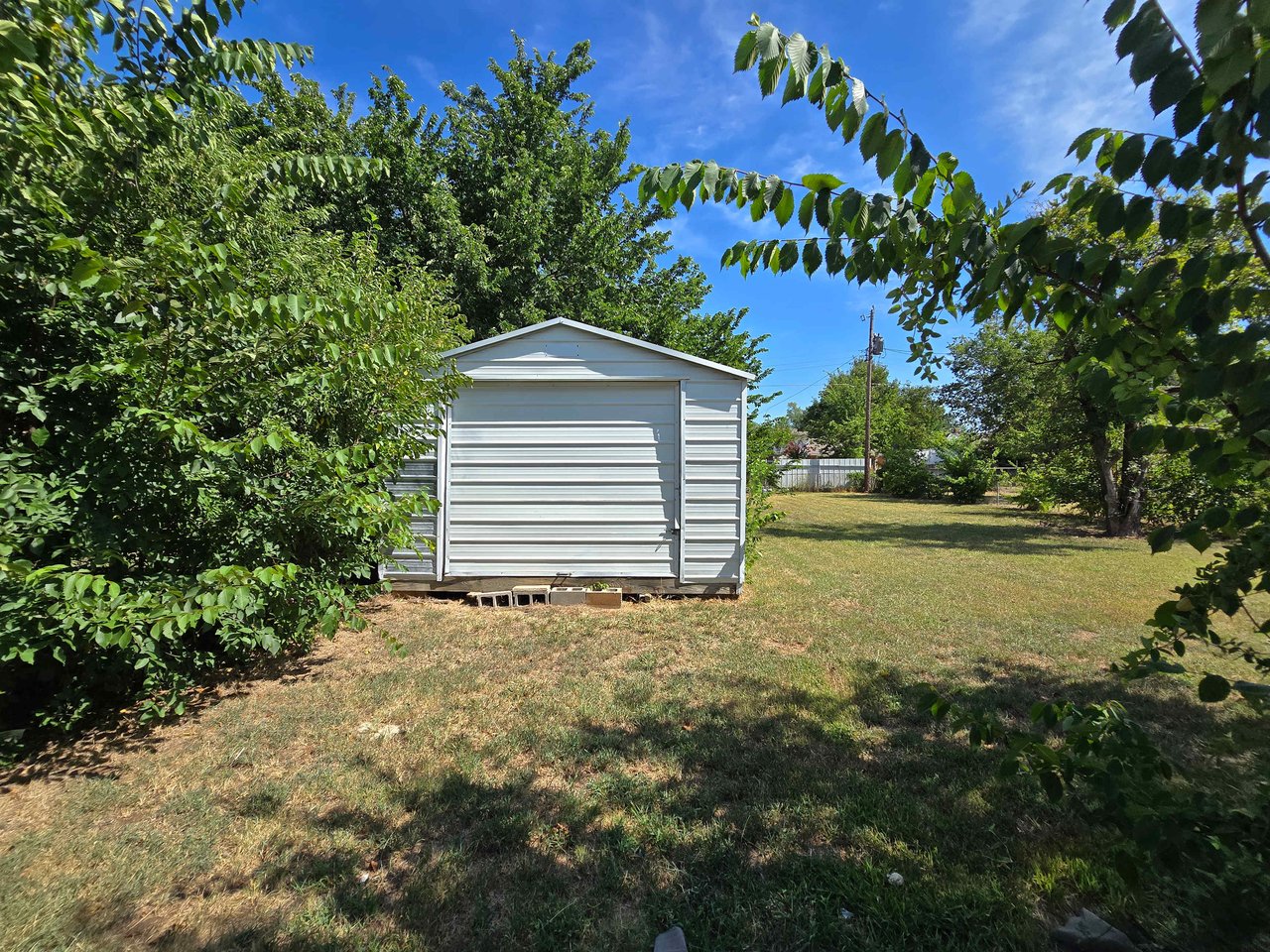 1229 SW 38th St