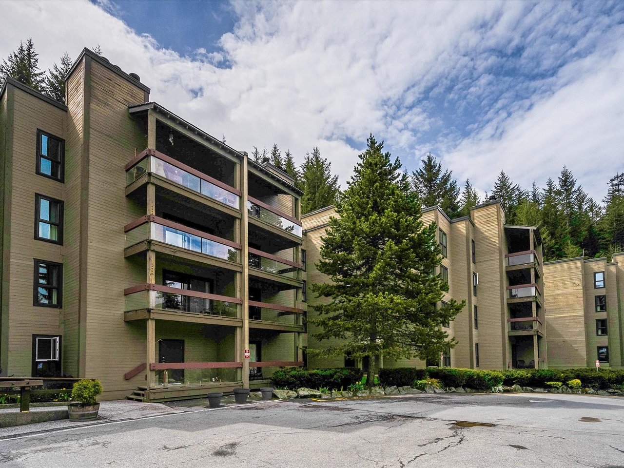 413-4200 Whistler Way, Whistler