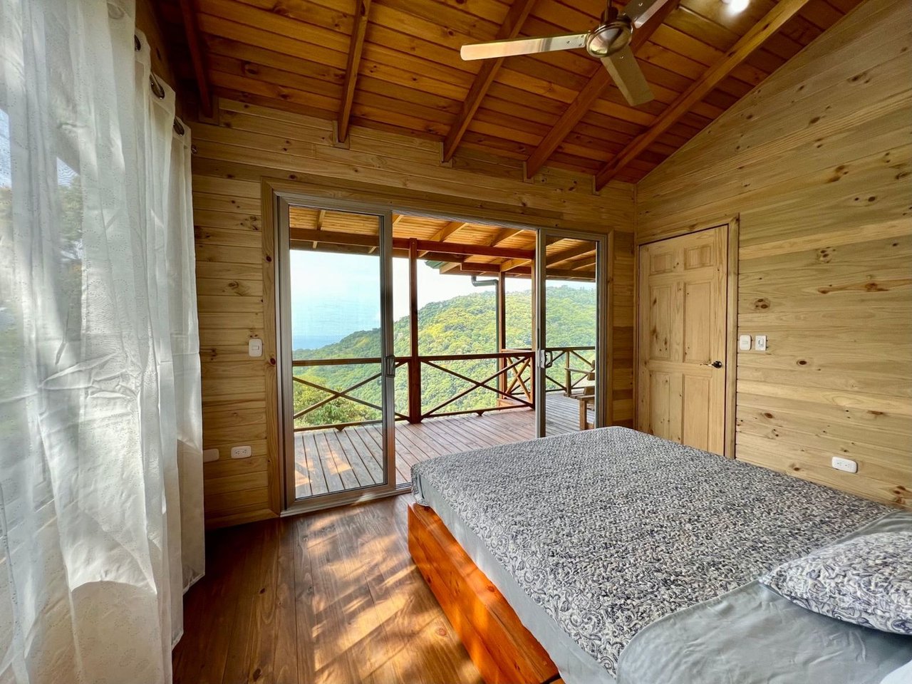 Ocean View Jungle Retreat, Perez Zeledon, San Jose