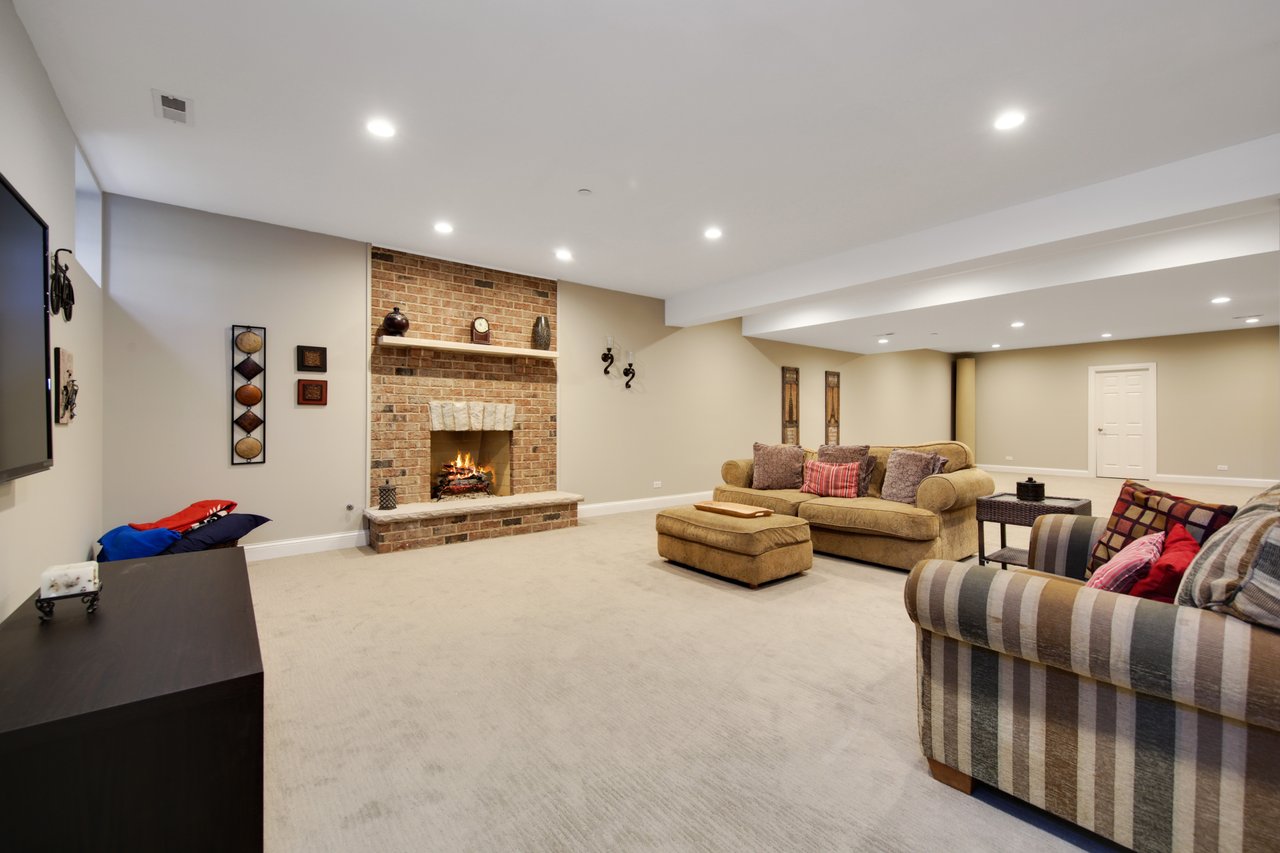 115 S Prospect Ave