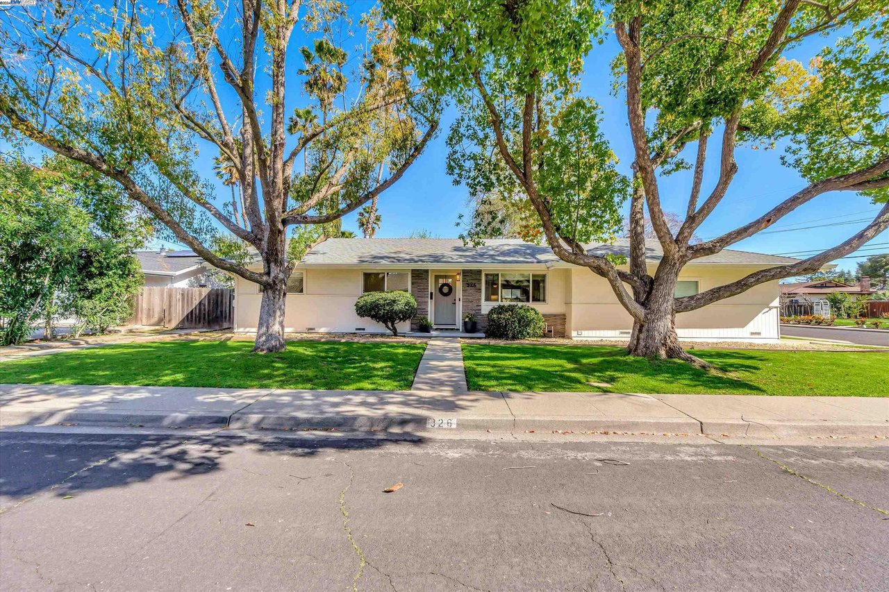 926 Amhurst Ct
