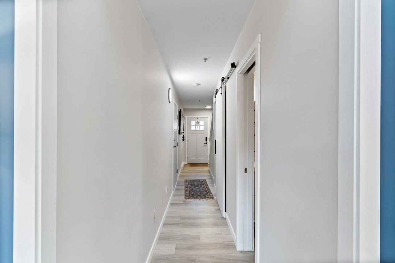 32-1821 Willow Cres
