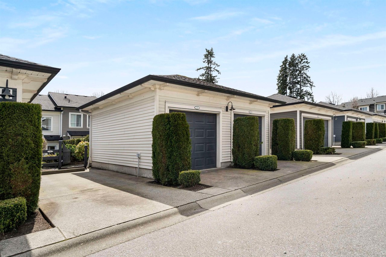 11-3445 Wilkie Ave