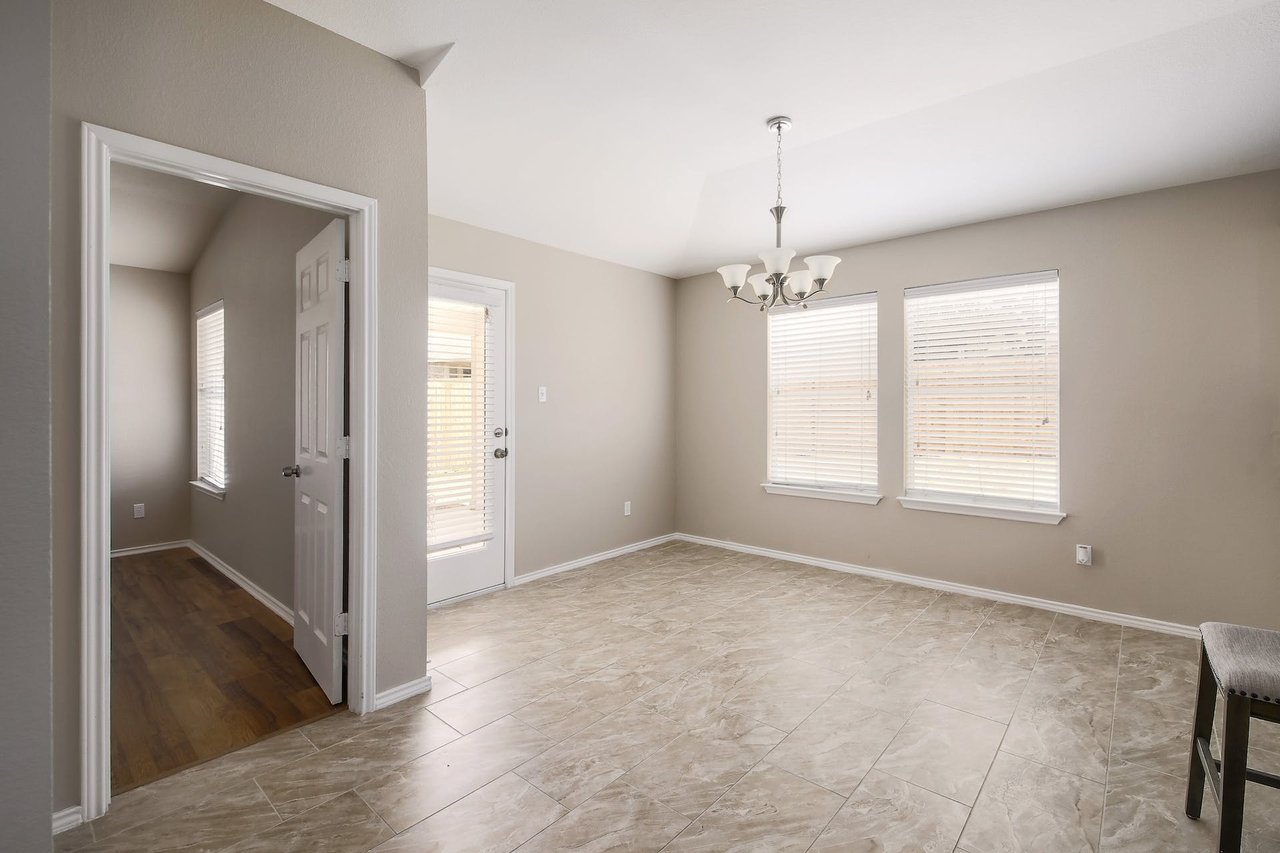 800 Sweet Leaf Ln, Pflugerville, Texas 78660