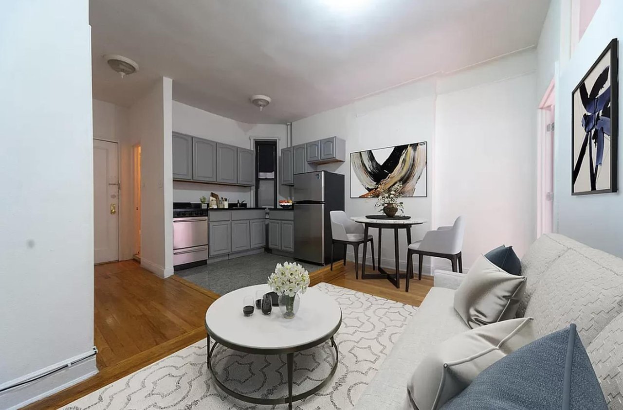 210 East 38th Street, Apt 4-C