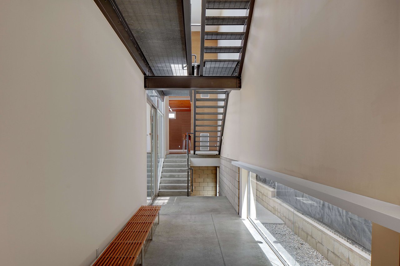 35 Sunset Ave