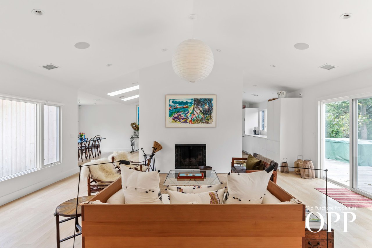 IMPECCABLE HOME IN PRIME LOCATION