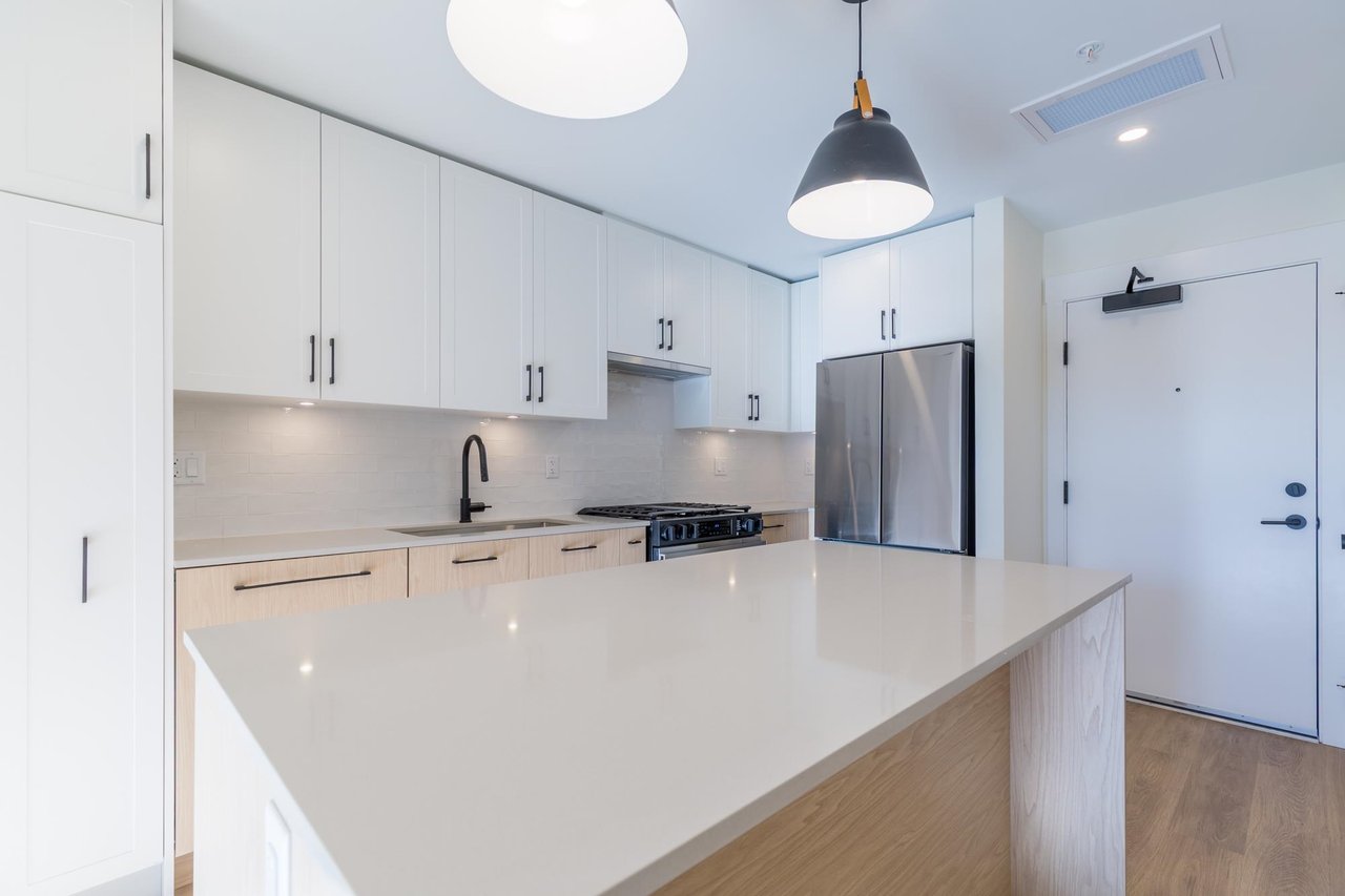 207-27218 Aldergrove Town Center Dr