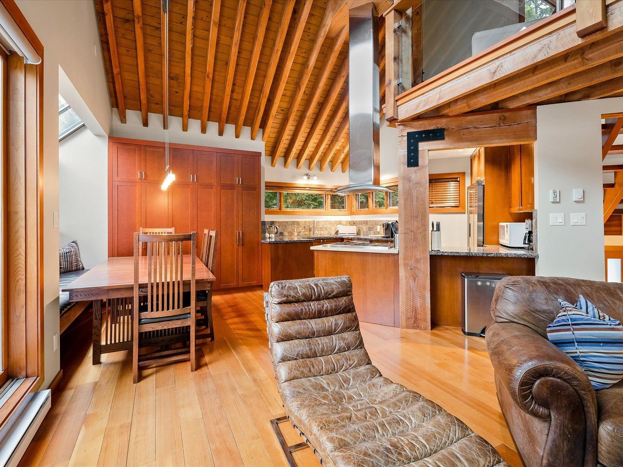 2540 Tricouni Pl