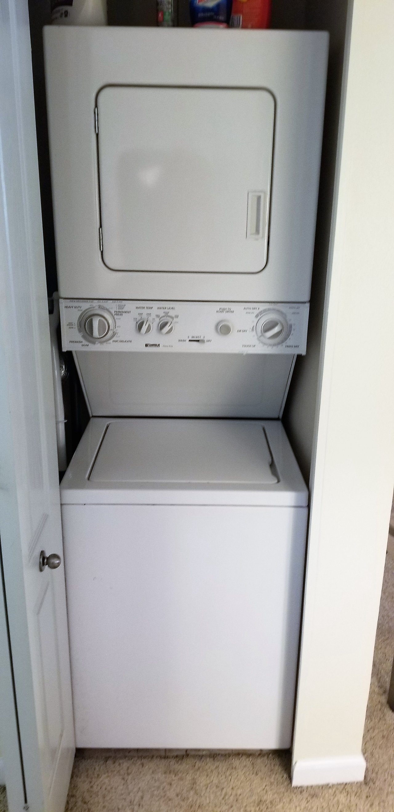 Remodeled Ground Level Unit in Club Villas!