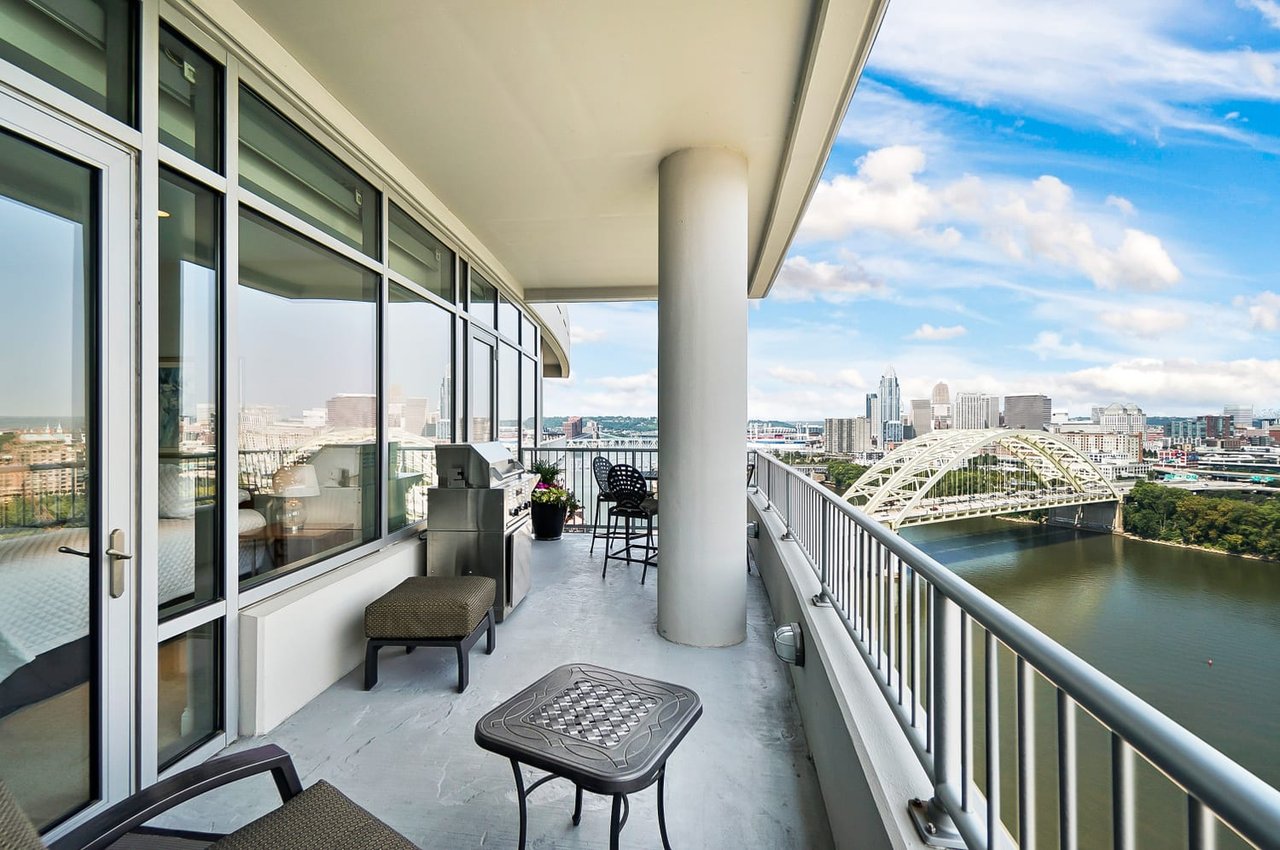 400 Riverboat Row #1803