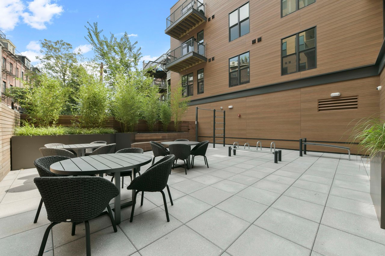 566 Columbus Ave #511
