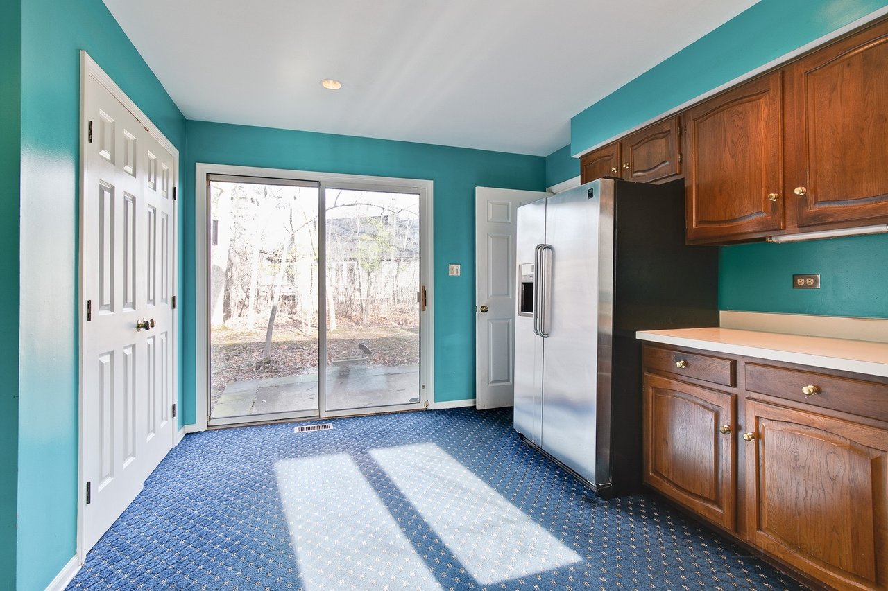 Classic Lake Bluff Tangley Oaks Home