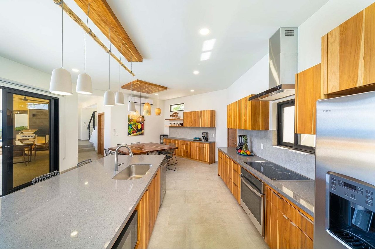 Modern Coastal Ocean View Villa, Flamingo, Guanacaste