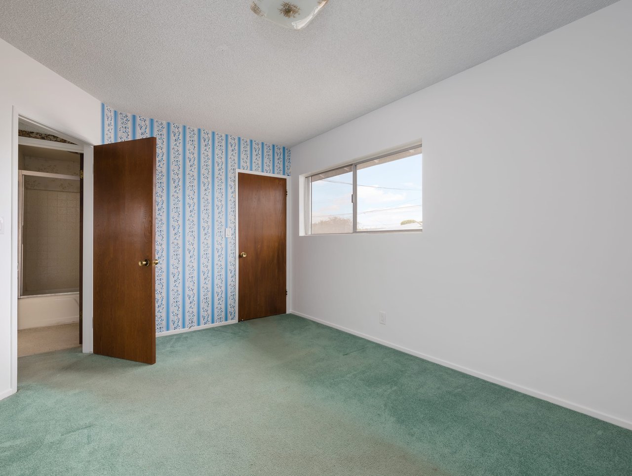 2260 W 229th Place