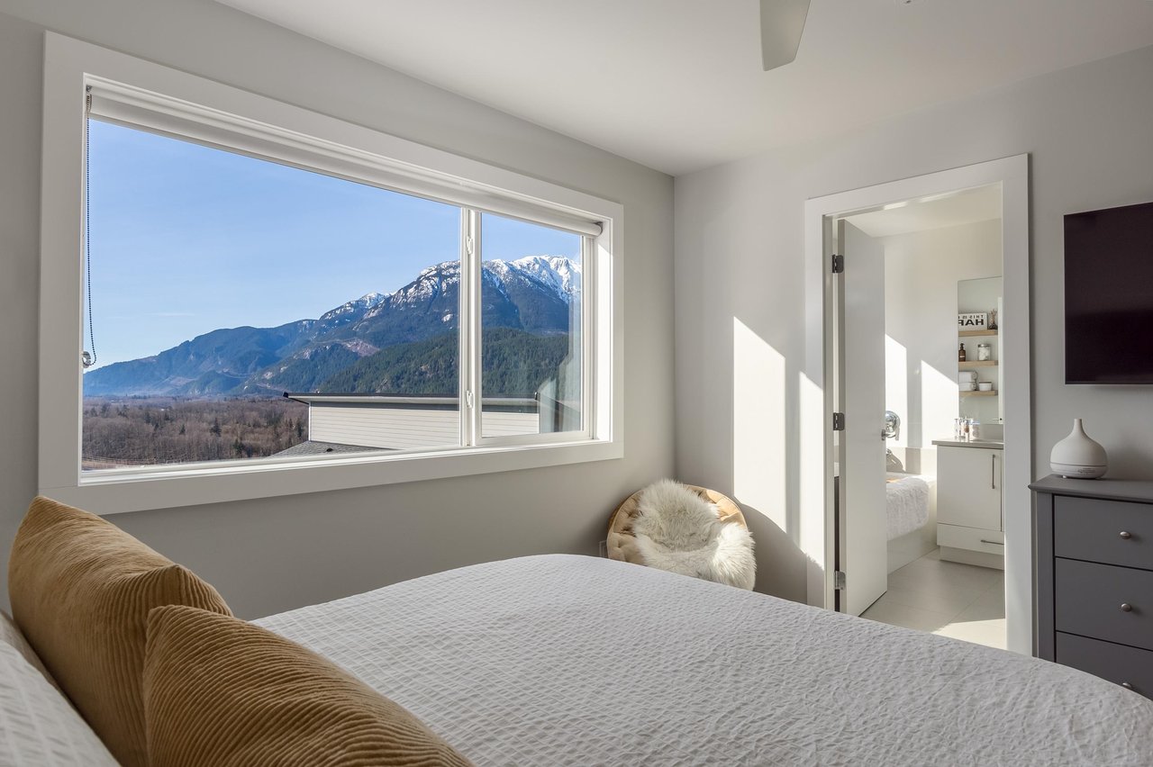 4-41333 Skyridge Pl
