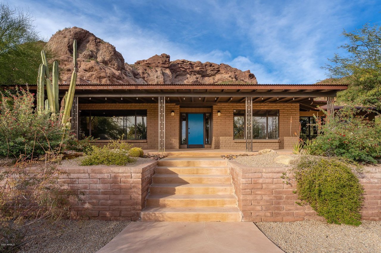 5222 N SADDLE ROCK DRIVE