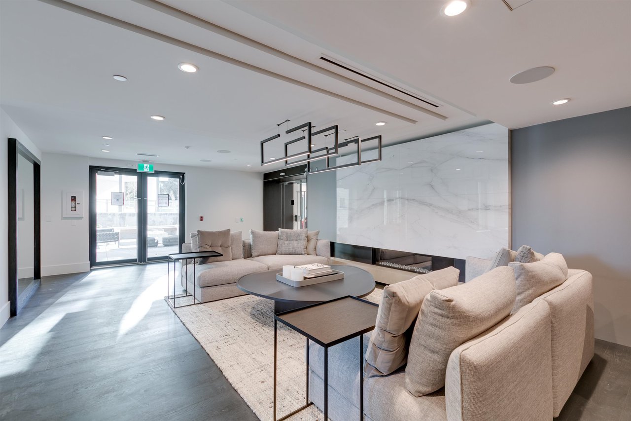 401-4685 Cambie St