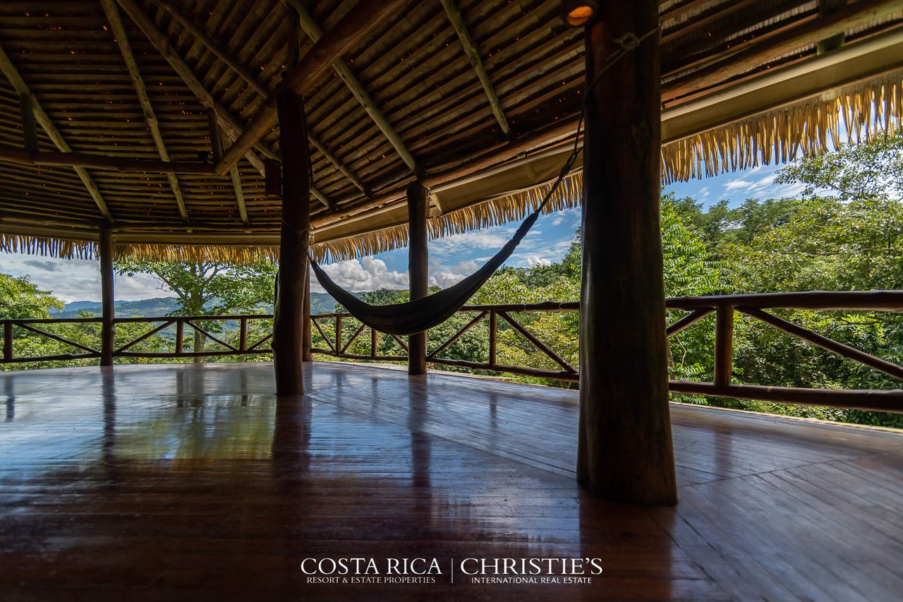 Eco-retreat and Wellness Center Amatierra