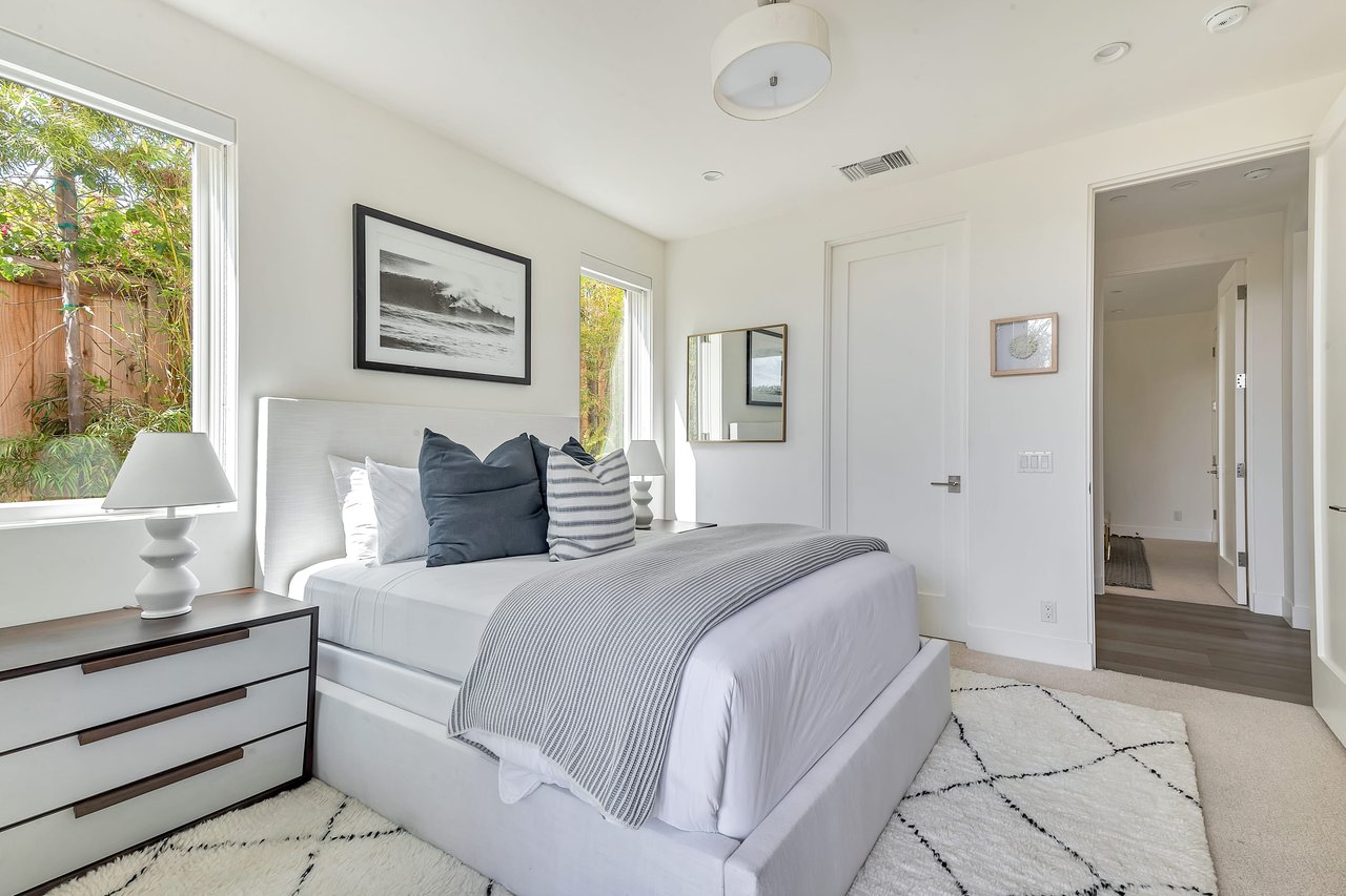 448 Serra Drive