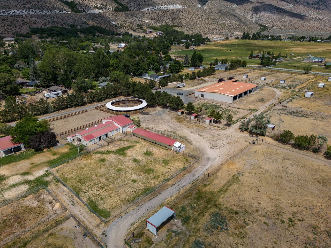 Horse Property with water rights! Incoming Producing Stables