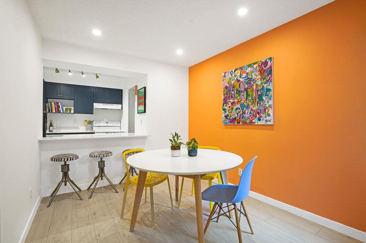 1894 Purcell Way, North Vancouver