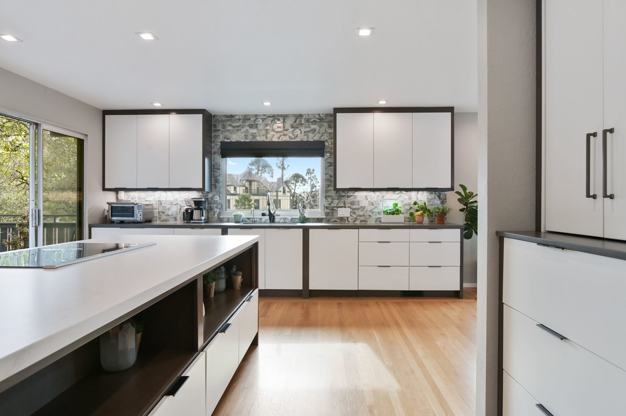 33 Bonnie Brae Dr