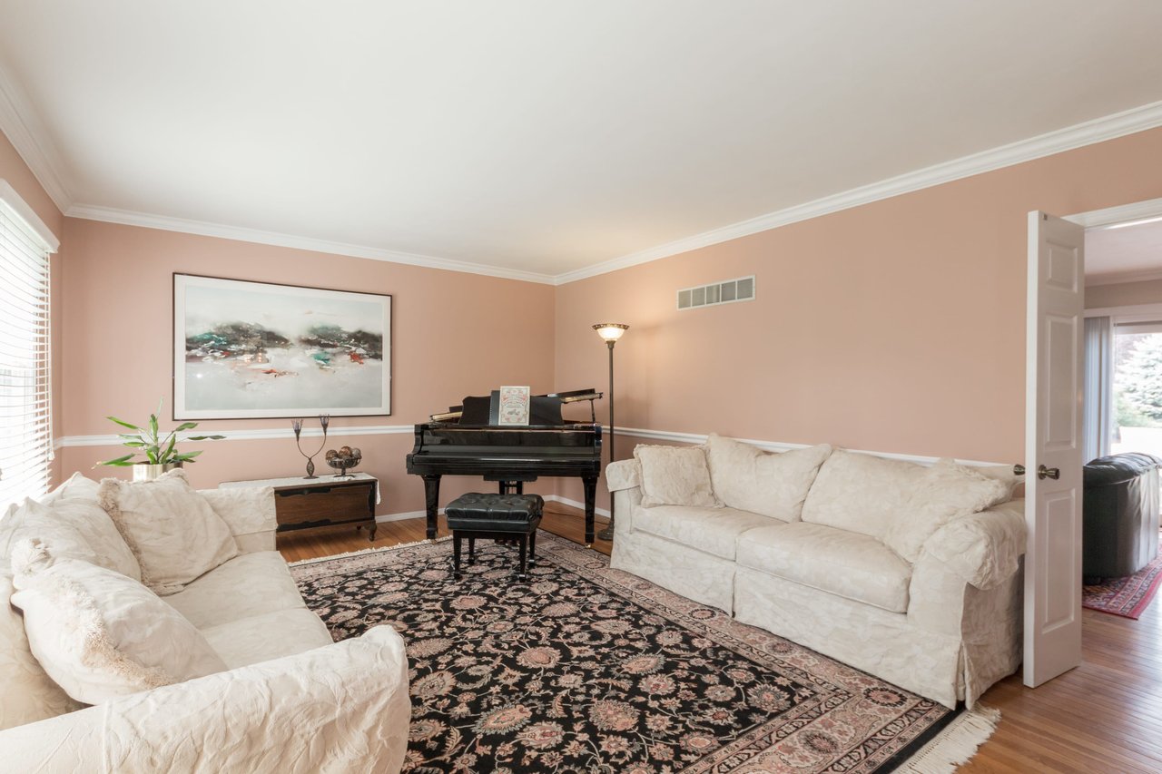 Live the Resort Lifestyle in the CWE