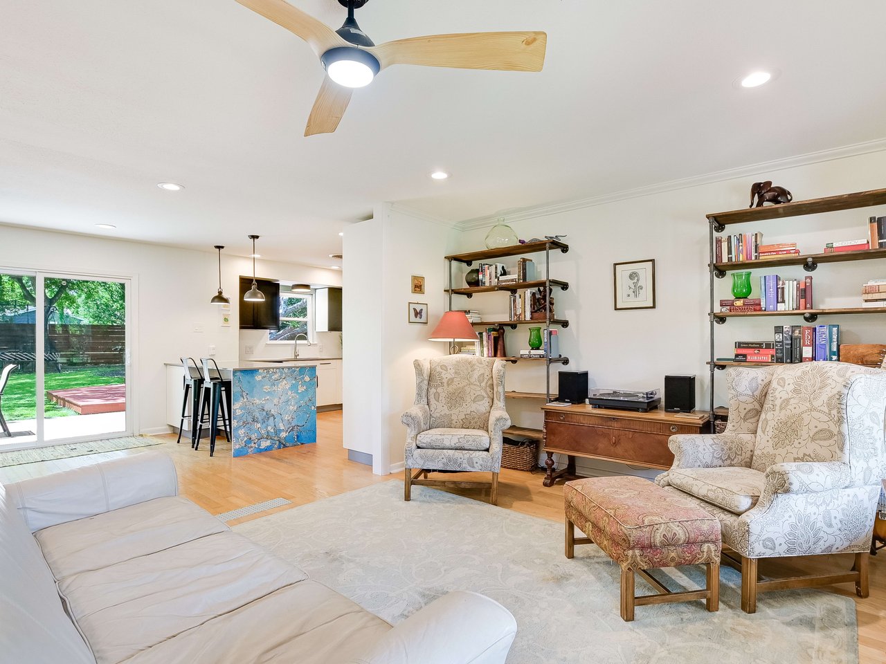 2309 Fair Oaks