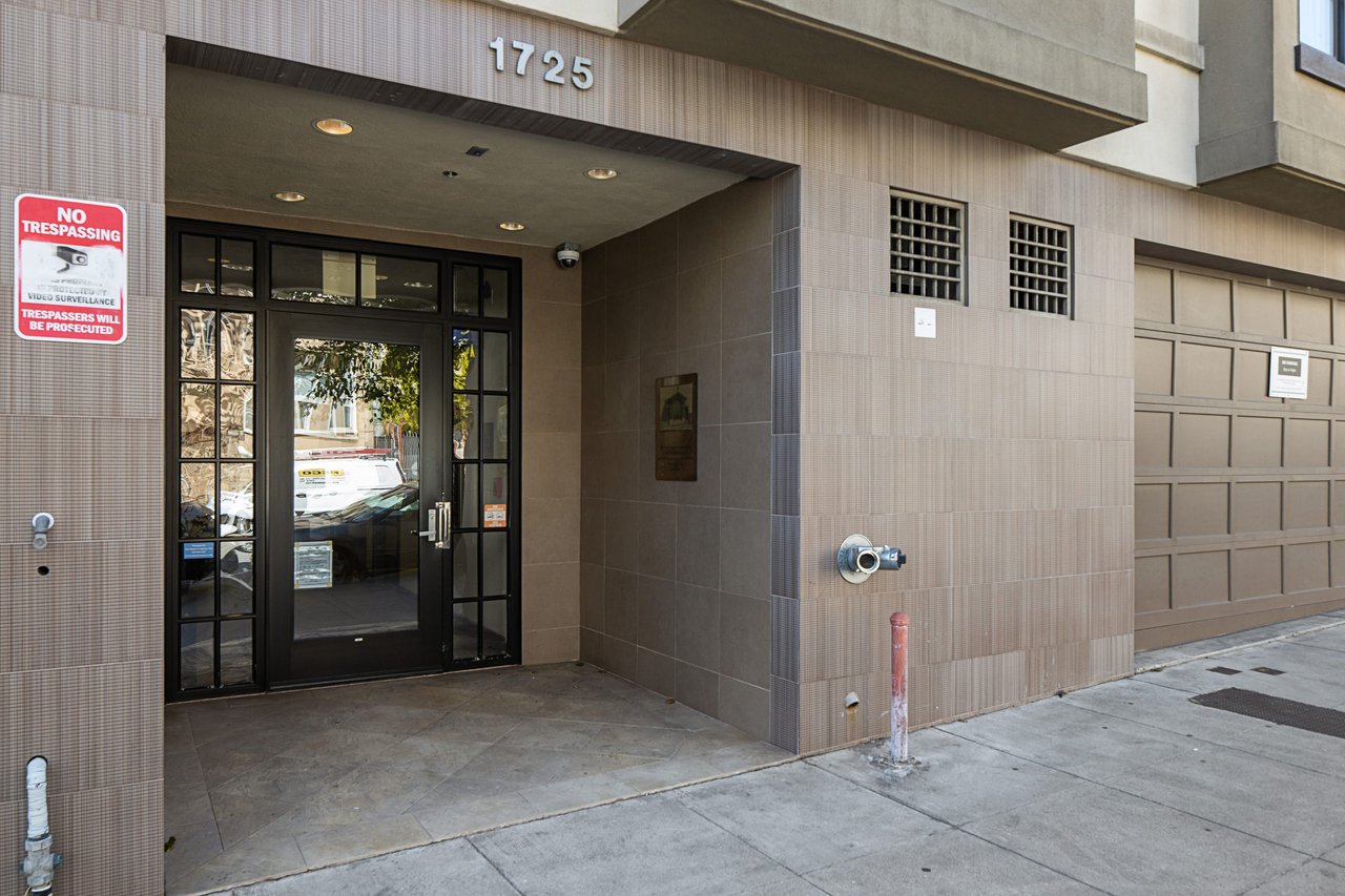 Two Bedroom Condo With Expansive Terrace